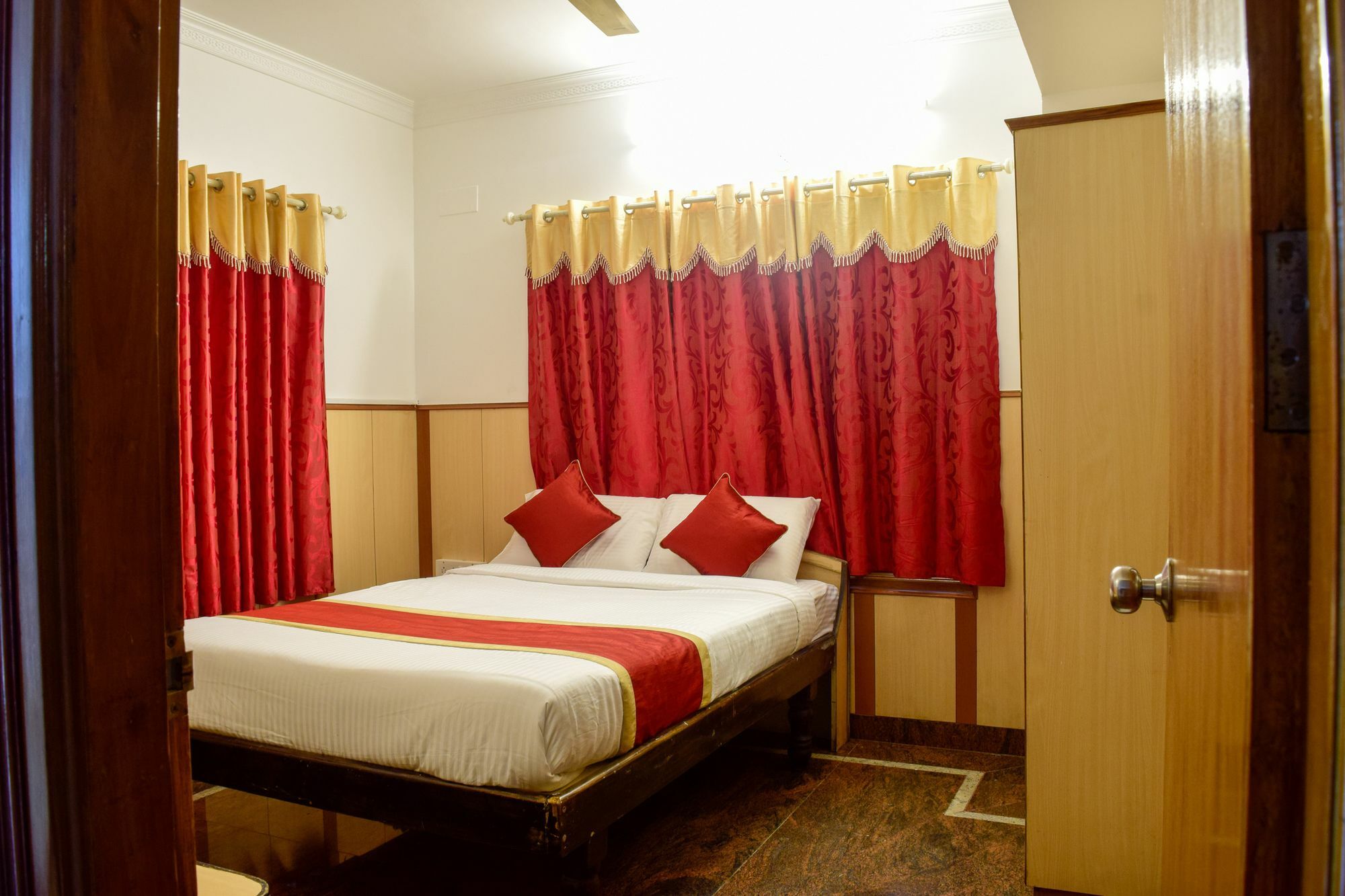 Fabhotel Shivaals Residency - Rajajinagar Bengaluru Zewnętrze zdjęcie